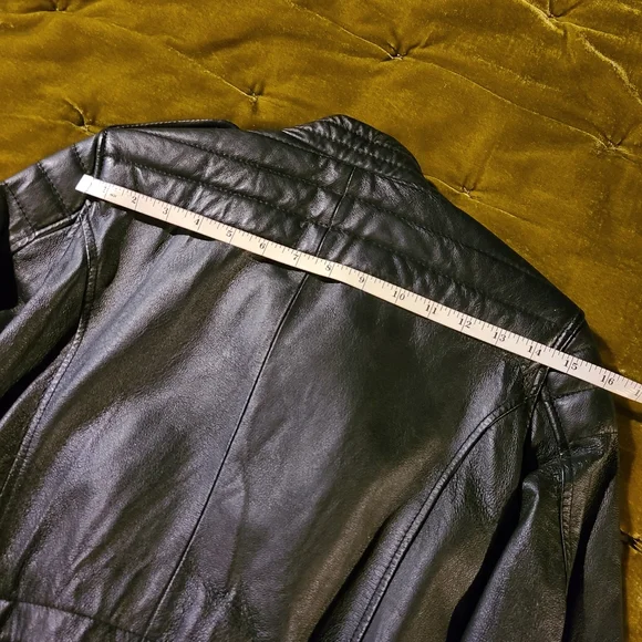 Punk studded cropped leather jacket - Picture 10 of 14